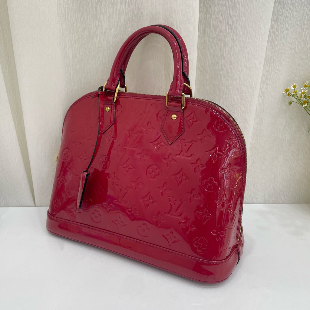 Louis Vuitton Red M90169