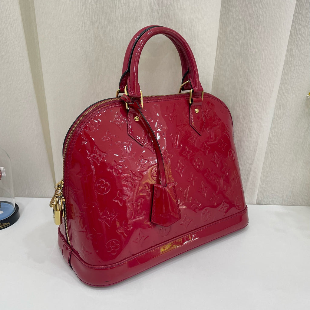 Louis Vuitton Red M90169