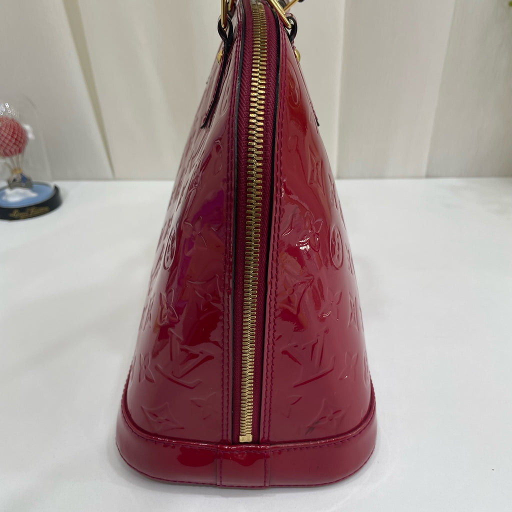 Louis Vuitton Red M90169