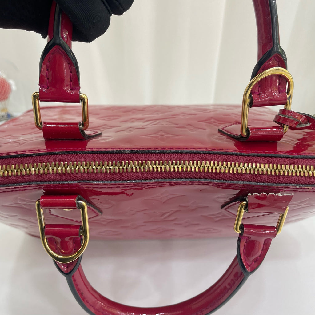Louis Vuitton Red M90169