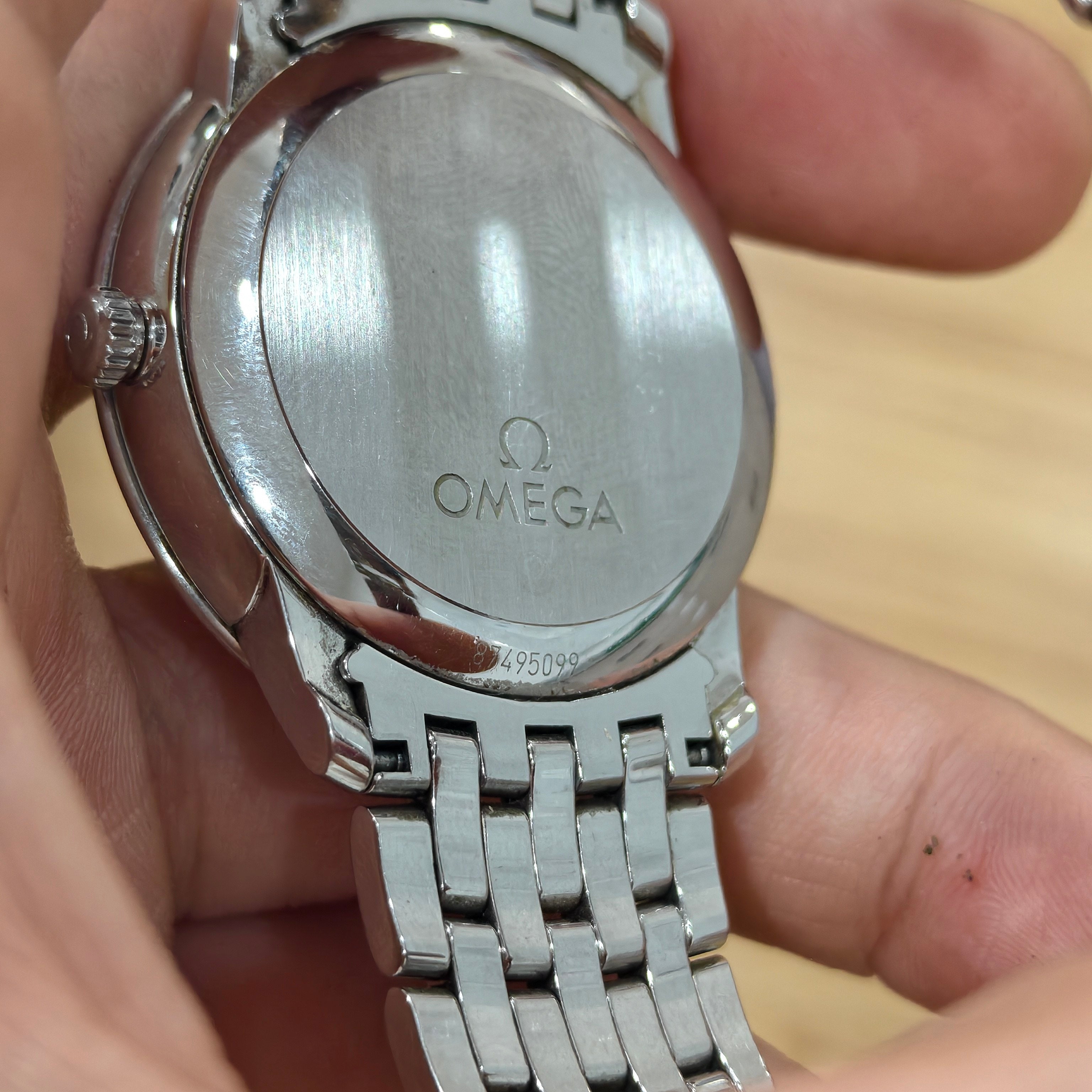 Omega Flying Disc Series 36.8 424.10.37.20.01.001