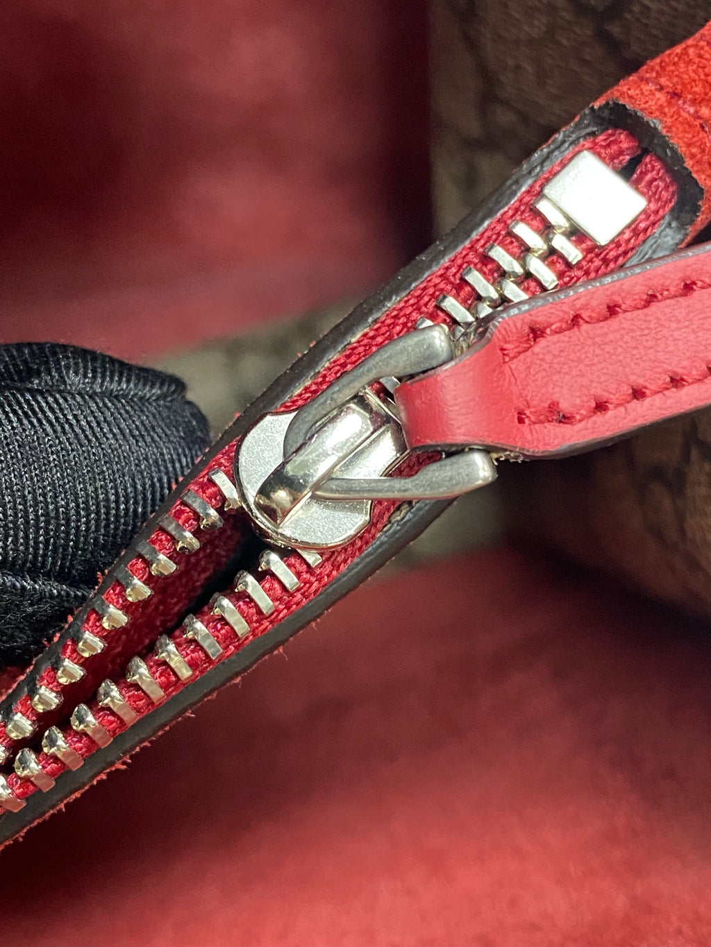 Gucci Canvas Red Shoulder Bag