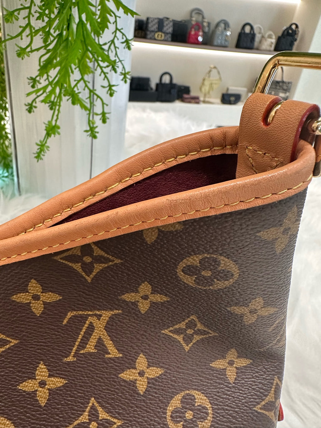 Louis Vuitton Crossbody