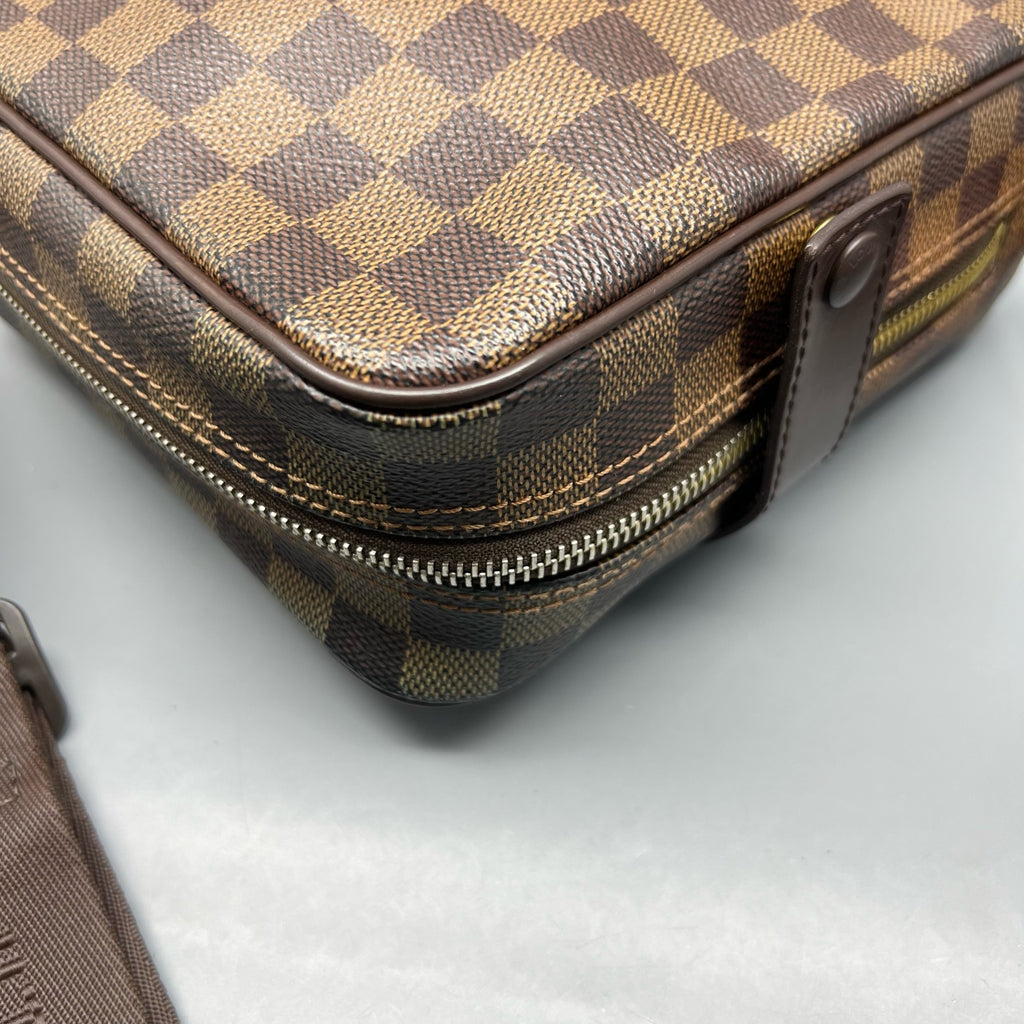 Louis Vuitton Crossbody