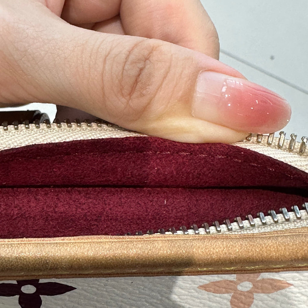 Louis Vuitton Shoulder Bag