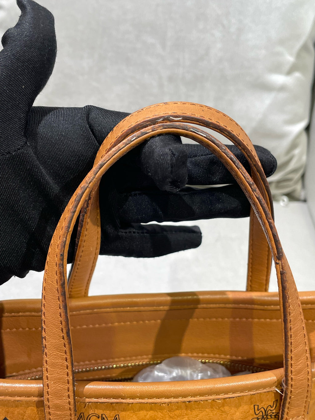 MCM Aren Visetos Zippered Shopping Bag Crossbody MWPAATN04CO001