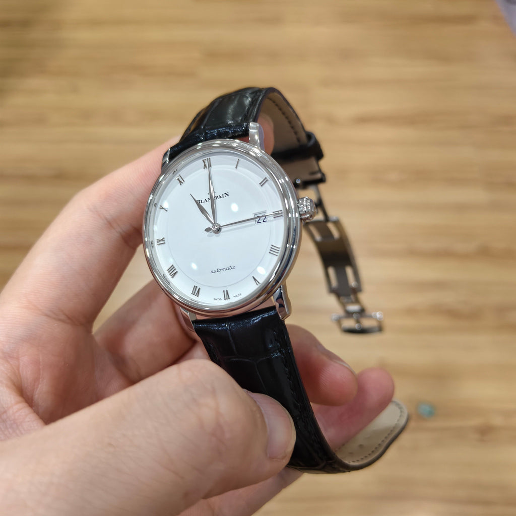 Blancpain Classic Automatic (self-winding) watch 38 millimeters 6223-1127-55B