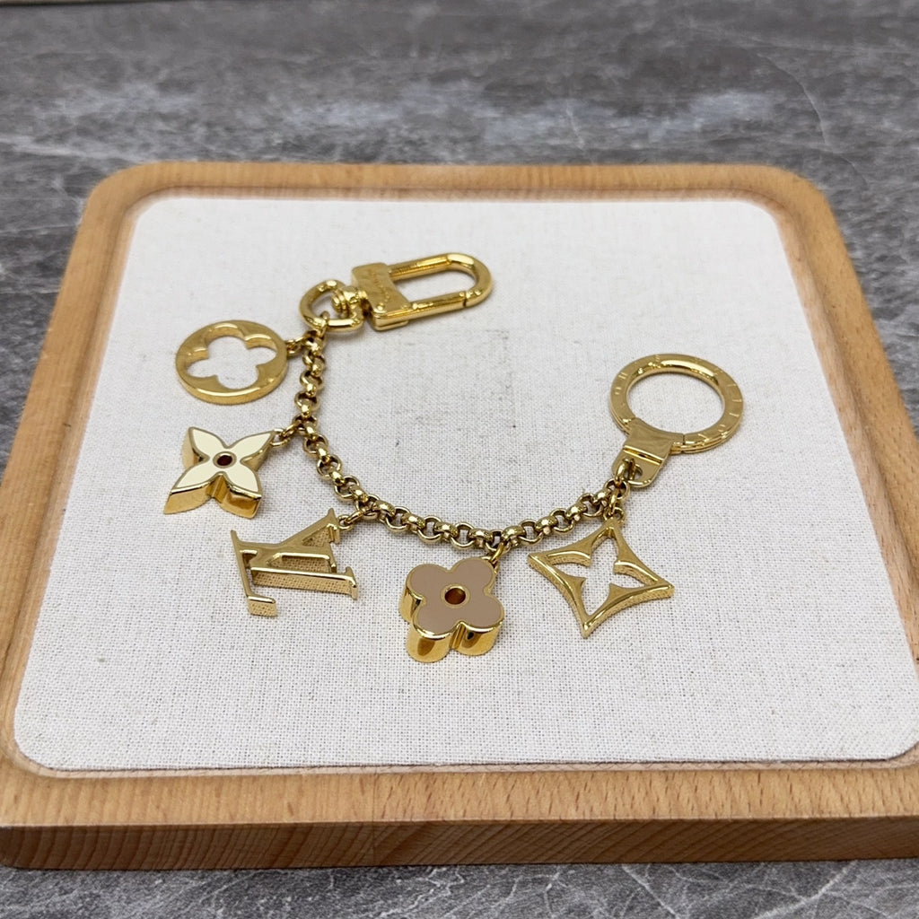 Louis Vuitton Metal Key ring/Key holder