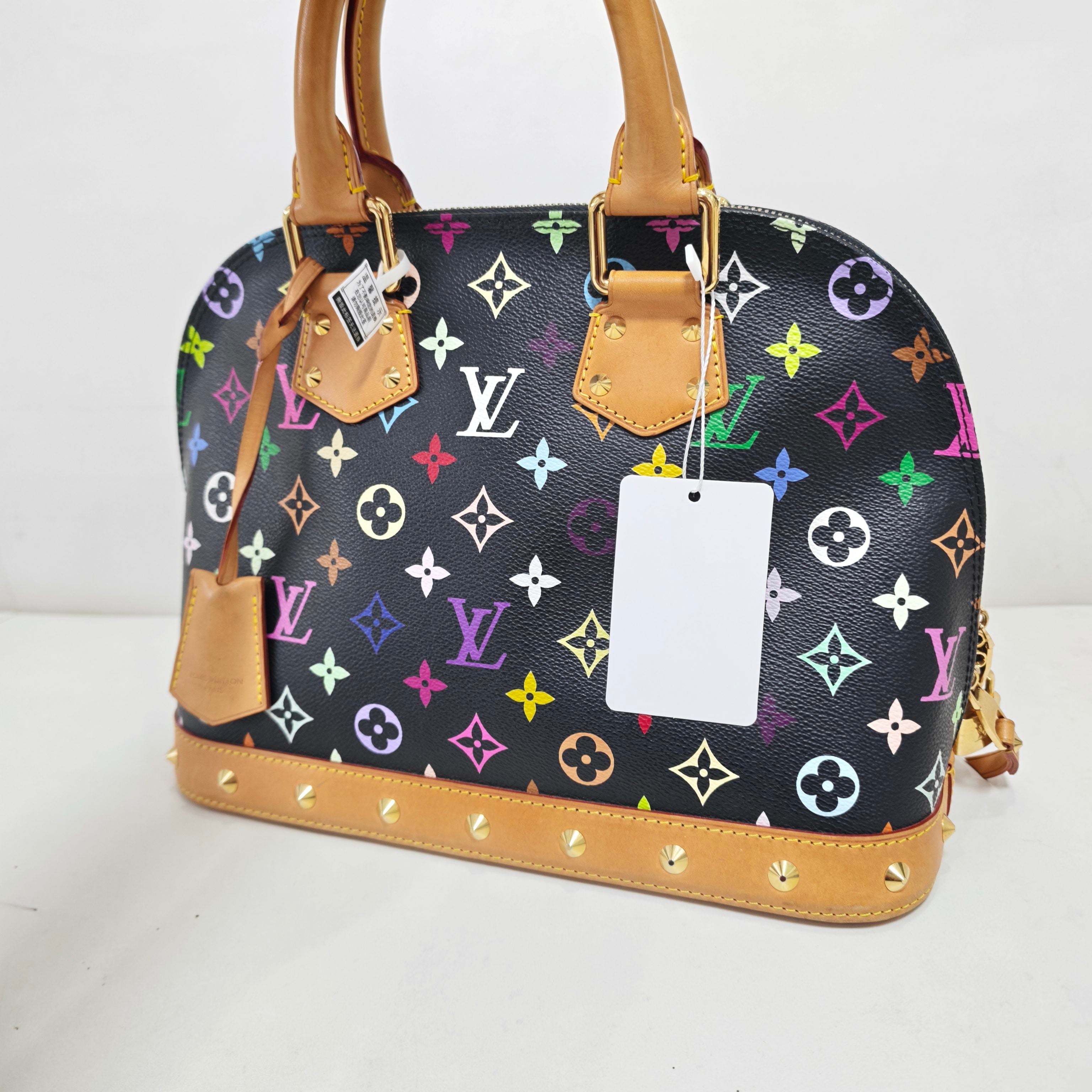 Louis Vuitton Canvas