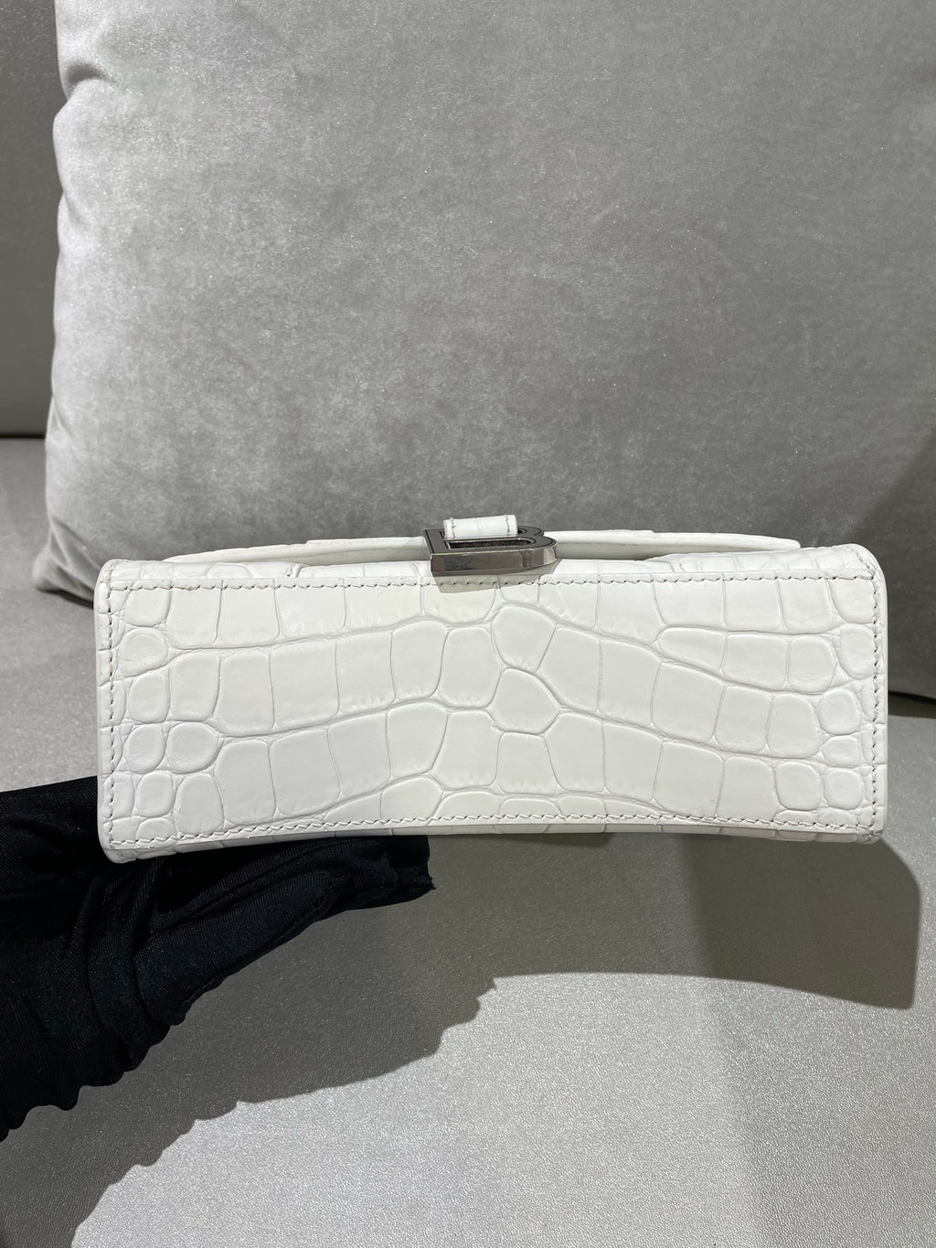 Balenciaga HOURGLASS White Crossbody 5928331LR6Y9016