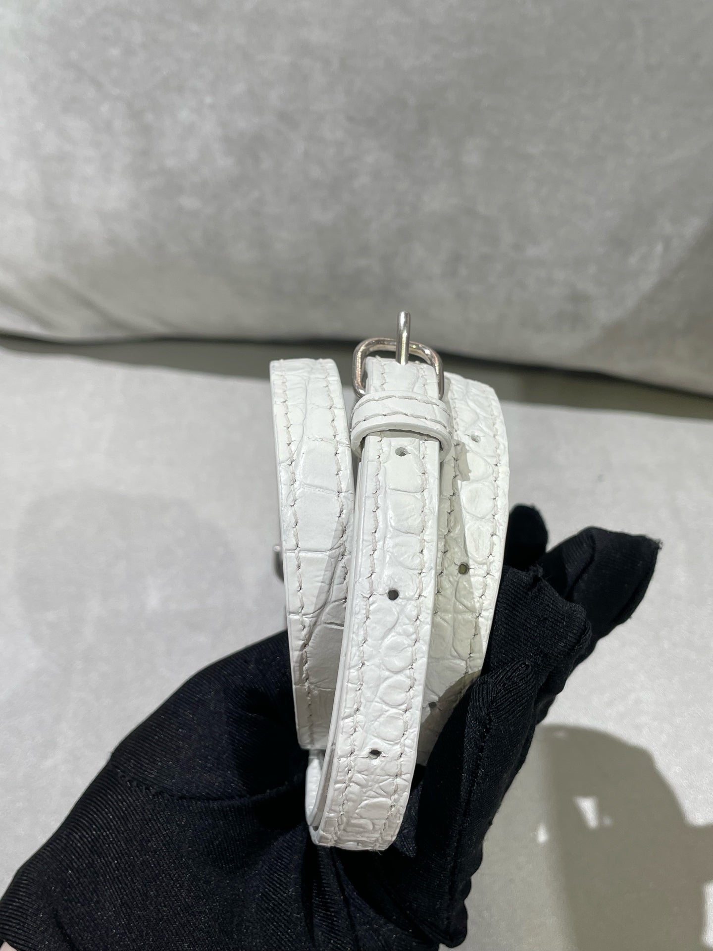 Balenciaga HOURGLASS White Crossbody 5928331LR6Y9016