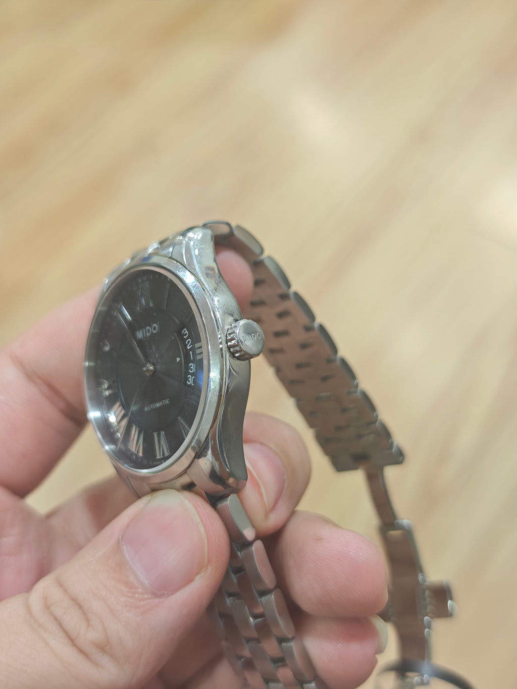 Mido Bruna Automatic (self-winding) watch 40 millimeters M024.407.11.053.00
