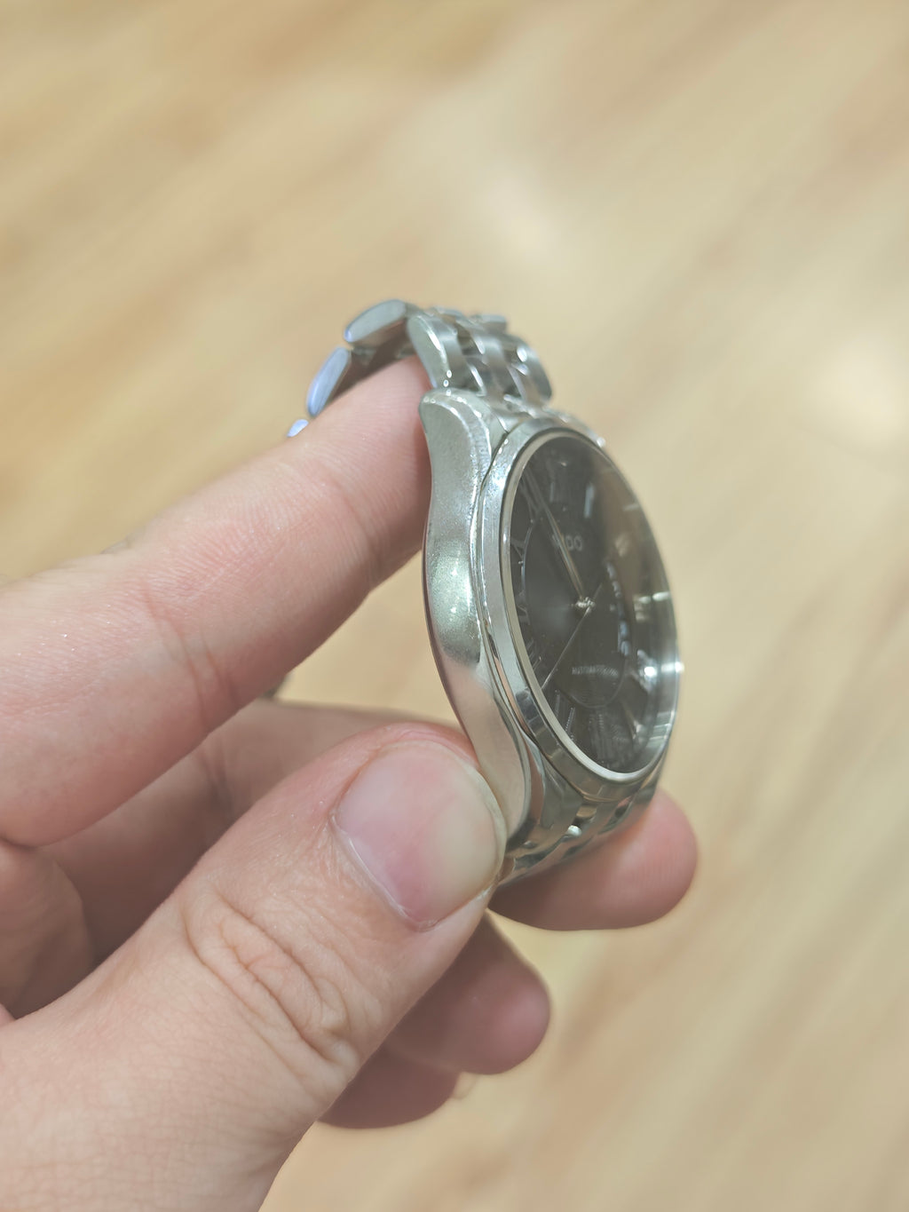 Mido Bruna Automatic (self-winding) watch 40 millimeters M024.407.11.053.00
