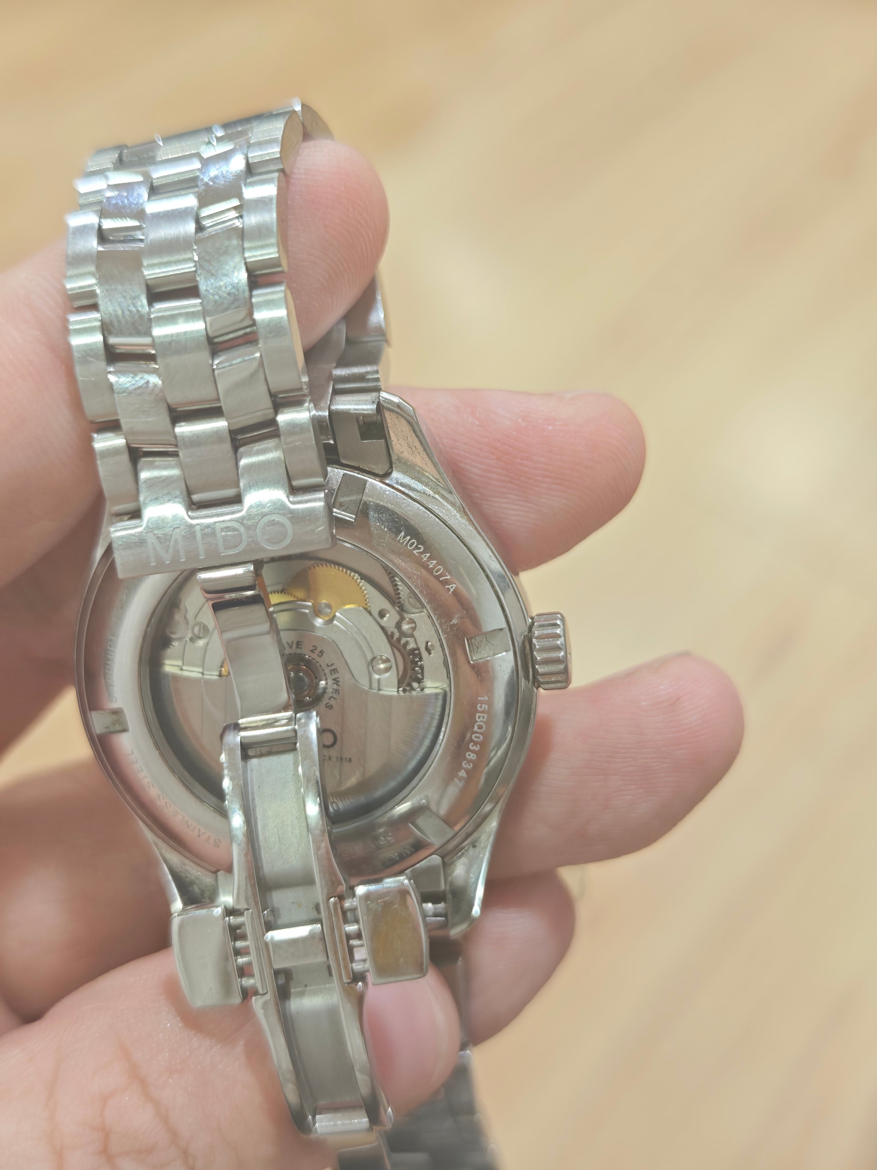 Mido Bruna Automatic (self-winding) watch 40 millimeters M024.407.11.053.00
