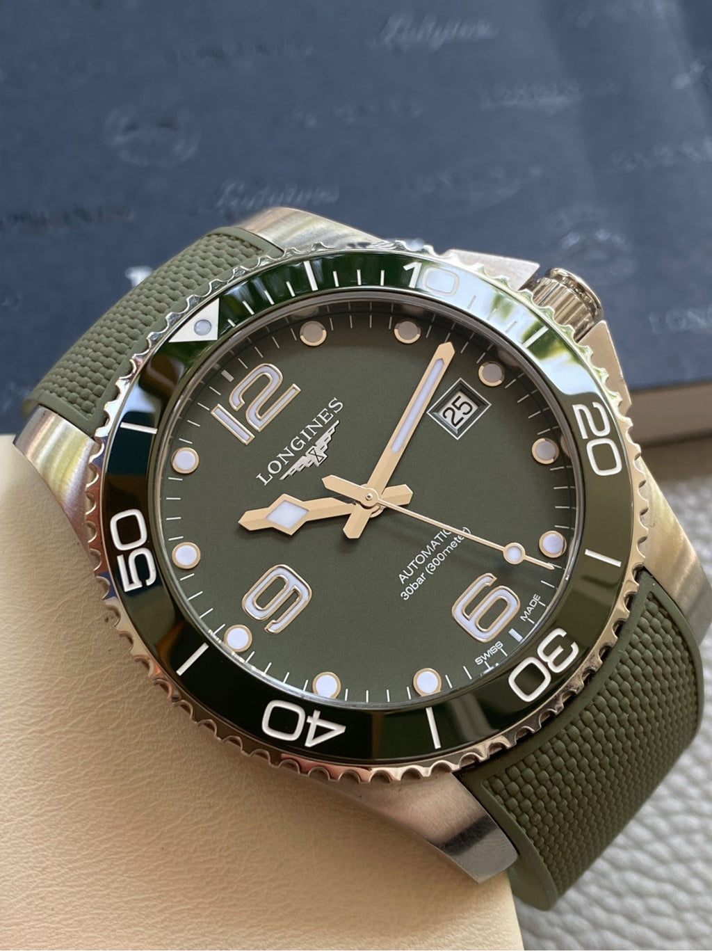 Longines Conquest Diving Series Green Mechanical watch 41.00mm L3.781.4.06.9