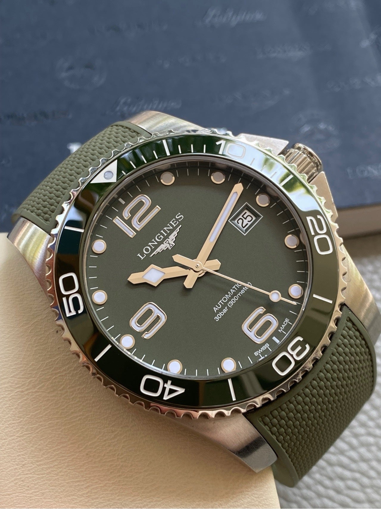 Longines Conquest Diving Series Green Mechanical watch 41.00mm L3.781.4.06.9