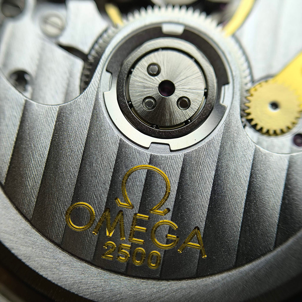 Omega Flying Disc Series 32.7 424.13.33.20.52.002