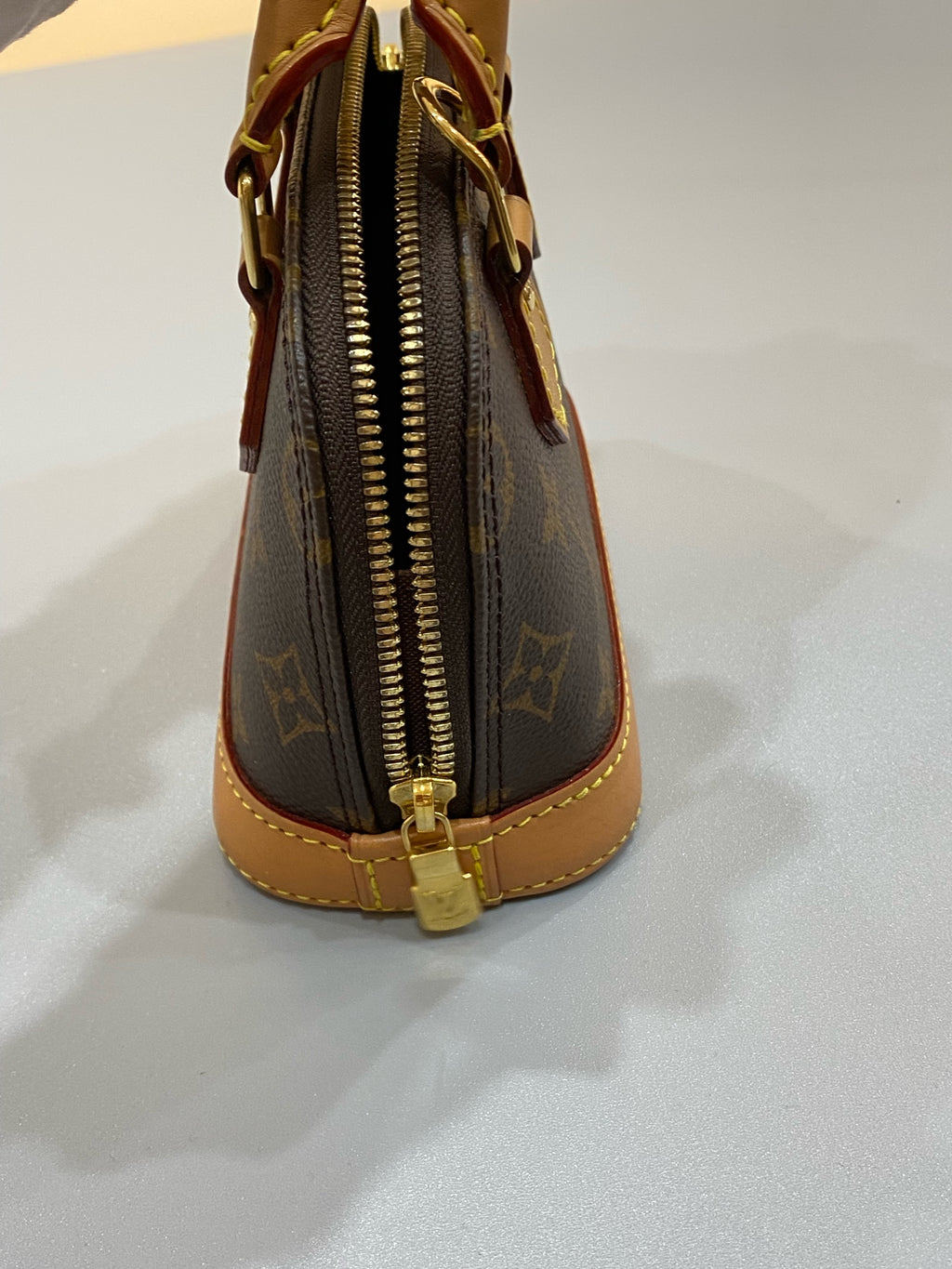 Louis Vuitton NANO ALMA Handbag M82717