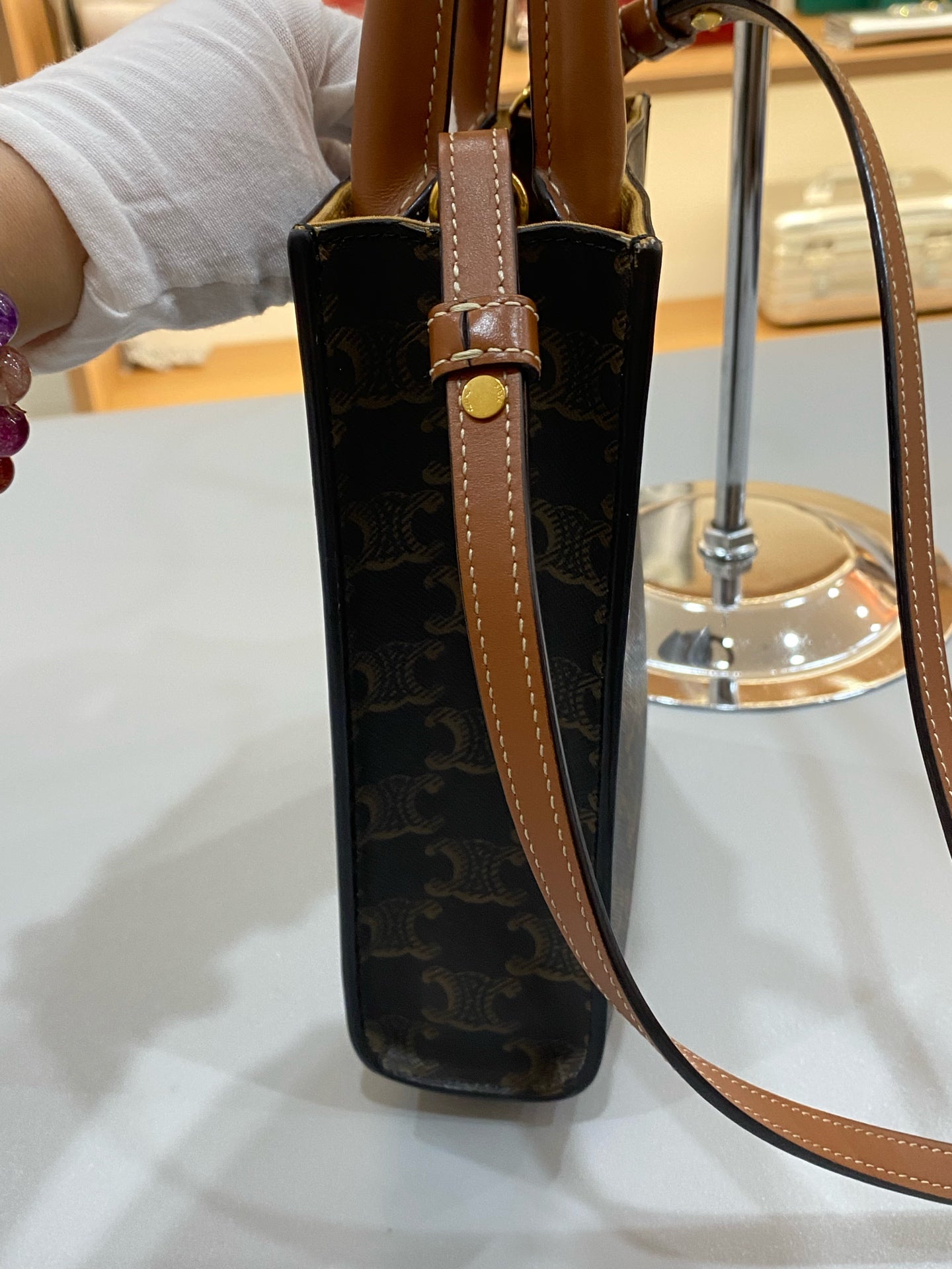 Celine Leather Brown CONF.194372BZK.04LU