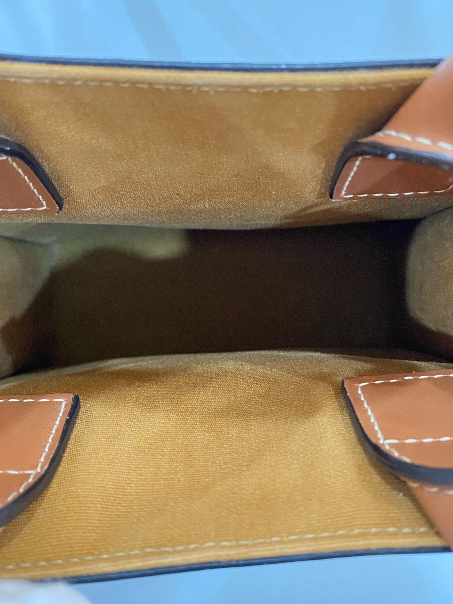Celine Leather Brown CONF.194372BZK.04LU