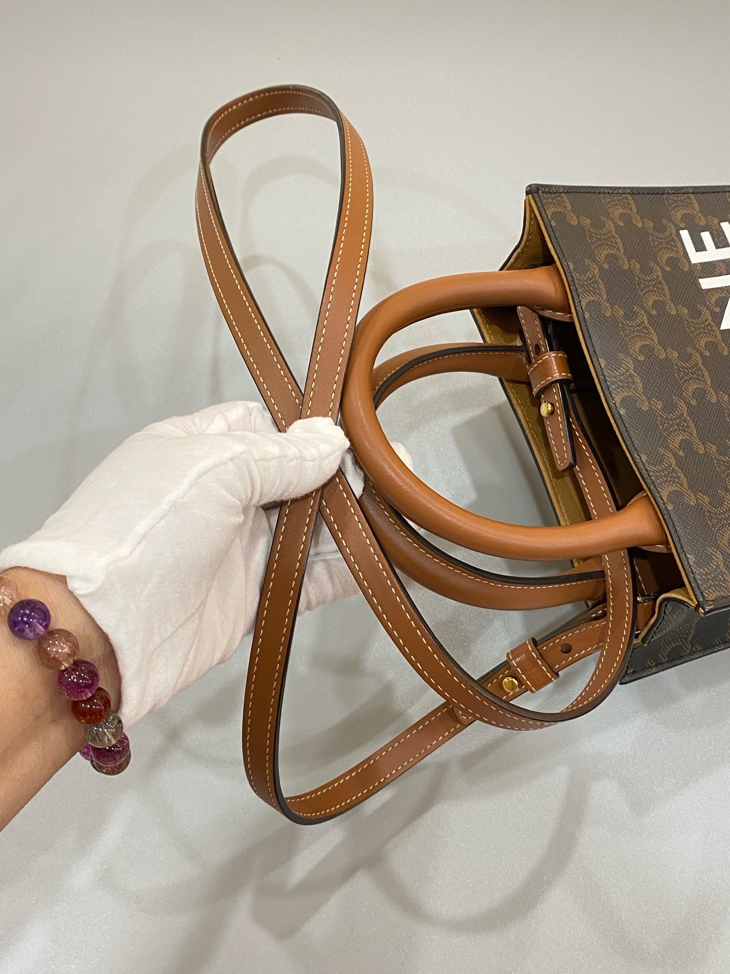 Celine Leather Brown CONF.194372BZK.04LU