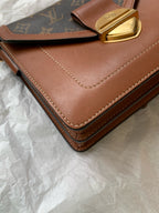 Louis Vuitton Messenger Bag