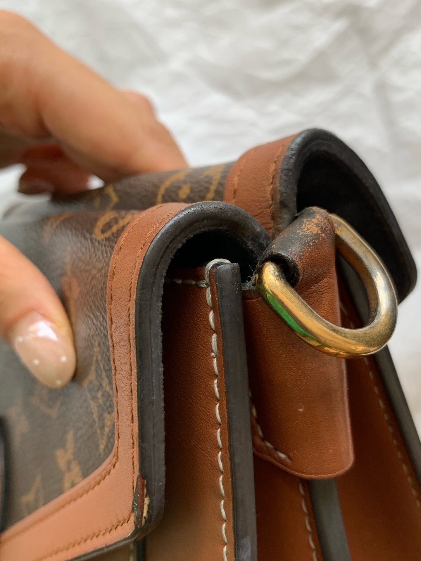 Louis Vuitton Messenger Bag