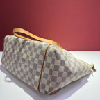 Louis Vuitton White Shoulder Bag Length 33 x Width 13 x Height 30 cm N41279