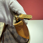 Louis Vuitton White Shoulder Bag Length 33 x Width 13 x Height 30 cm N41279
