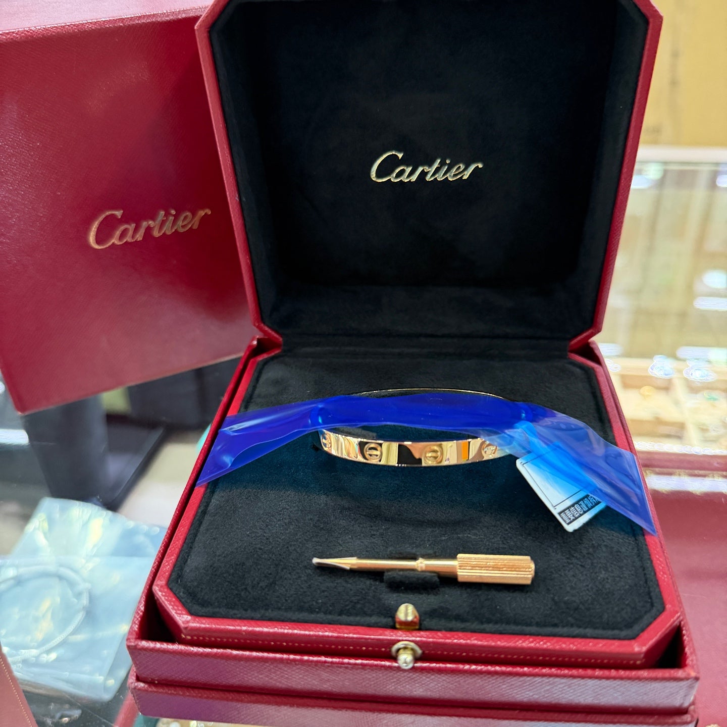Cartier LOVE earrings Rose gold Bangle B8028200