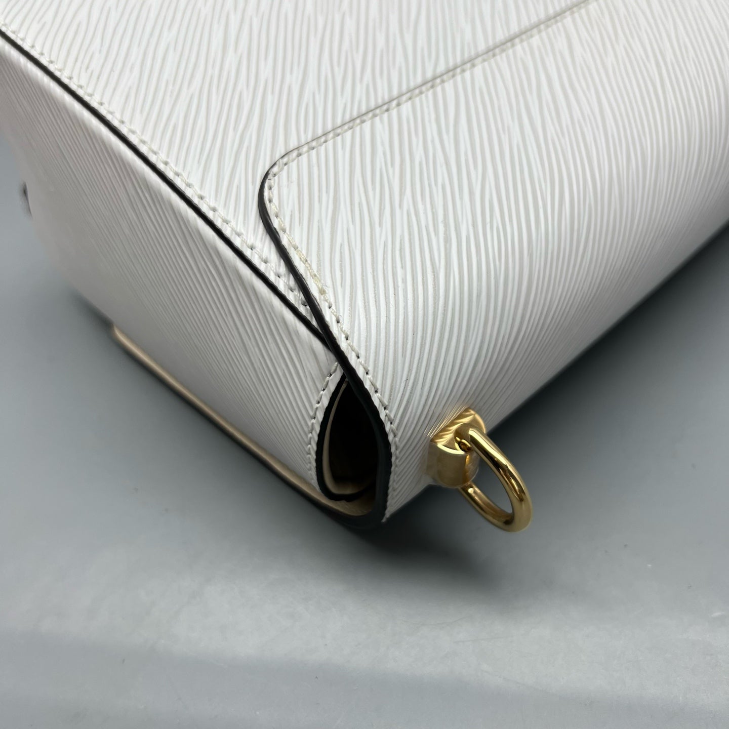 Louis Vuitton White Shoulder Bag