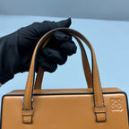 Loewe Brown