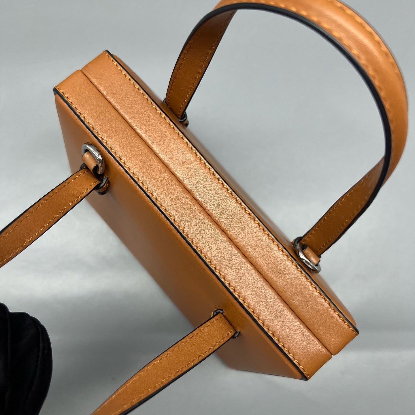 Loewe Brown