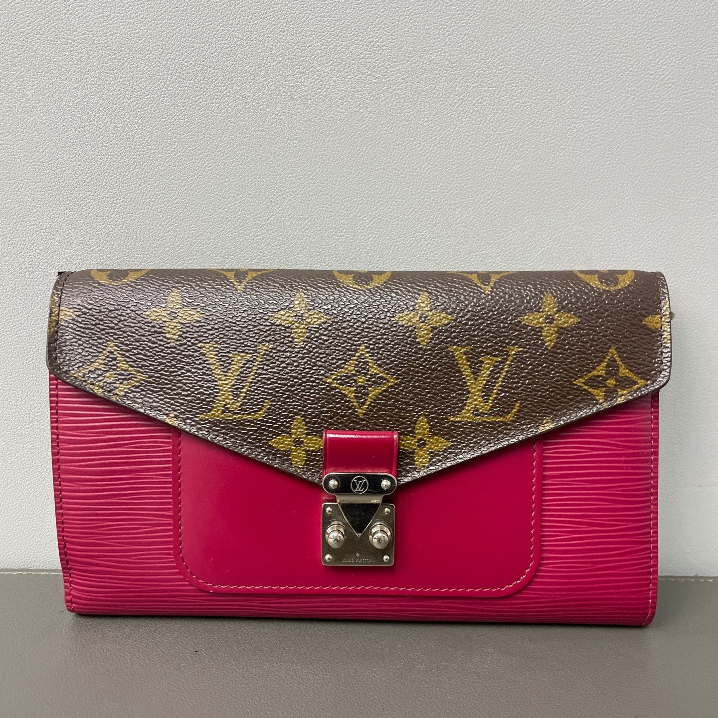 Louis Vuitton Canvas Red