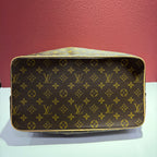 Louis Vuitton Satchel Length 35 x Width 18 x Height 32 cm M40146