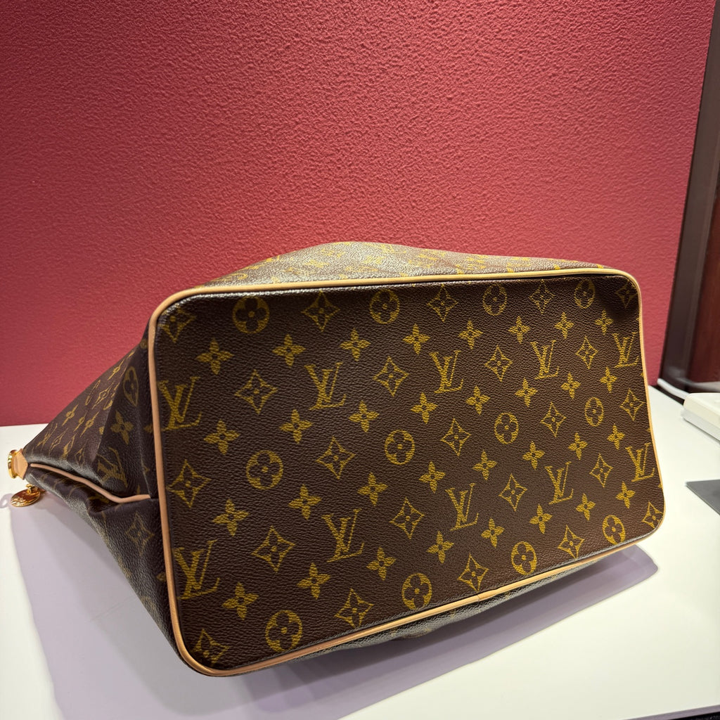 Louis Vuitton Satchel Length 35 x Width 18 x Height 32 cm M40146