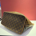 Louis Vuitton Satchel Length 35 x Width 18 x Height 32 cm M40146