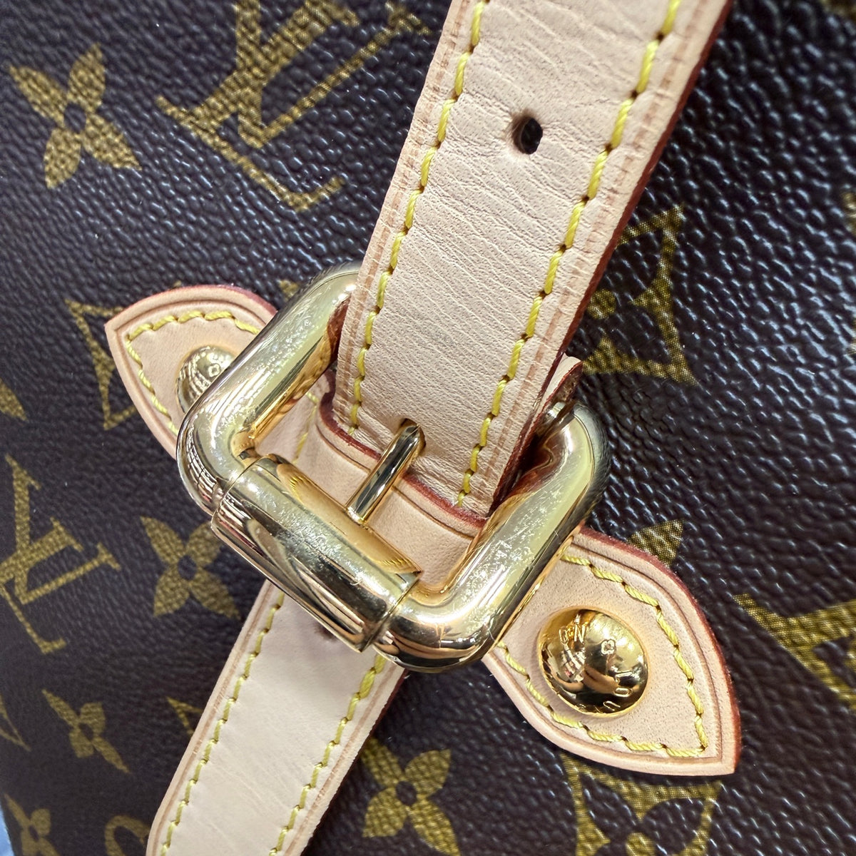 Louis Vuitton Satchel Length 35 x Width 18 x Height 32 cm M40146