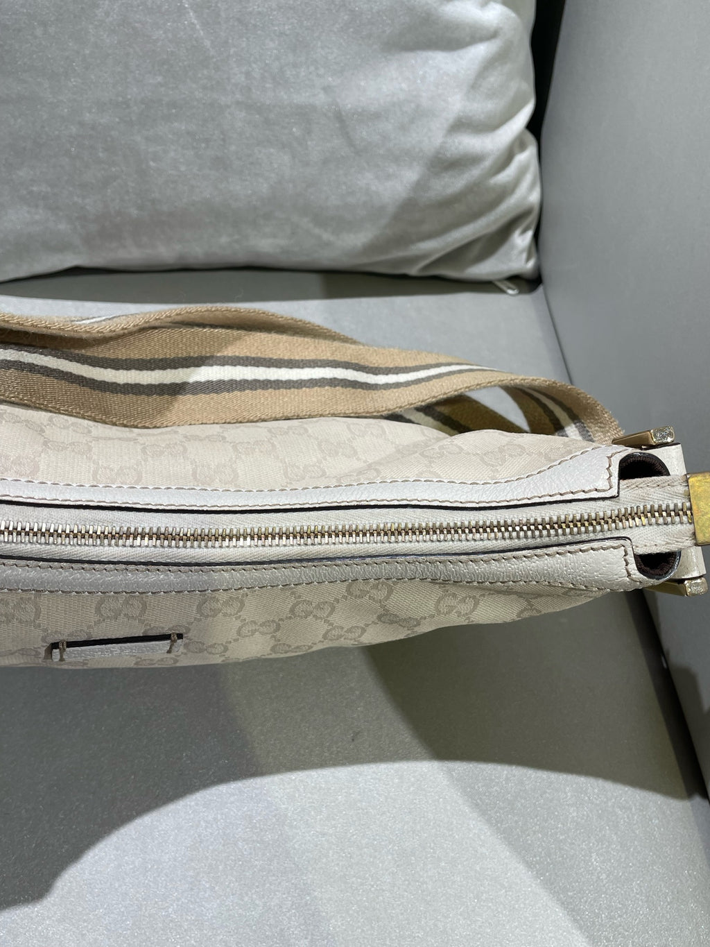 Gucci White Crossbody 181092-F4F5R-9791