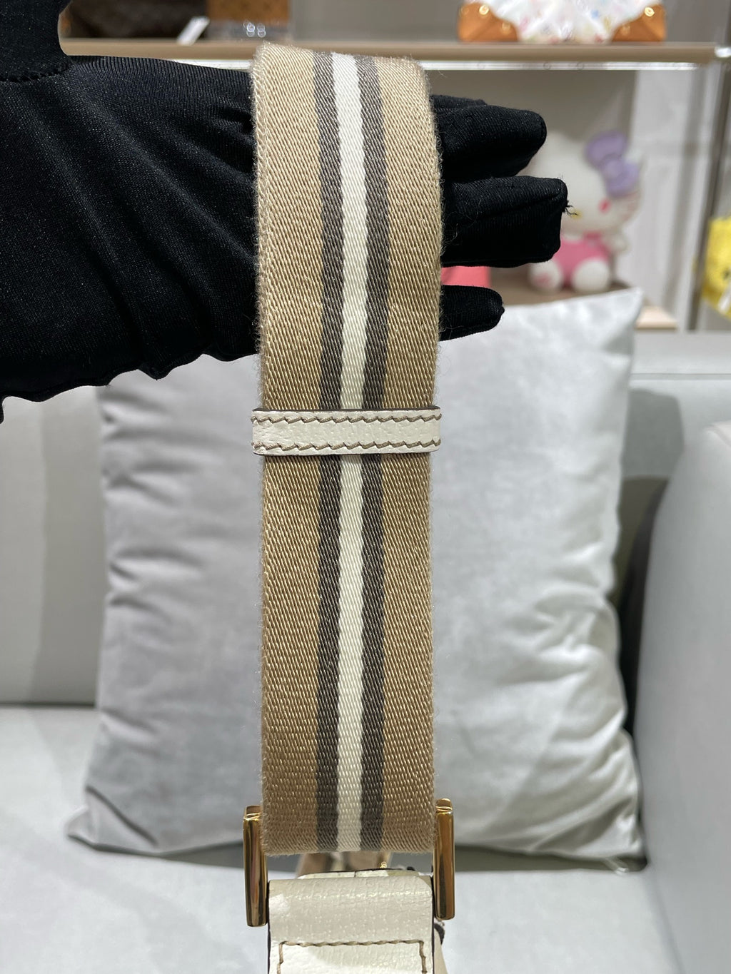 Gucci White Crossbody 181092-F4F5R-9791