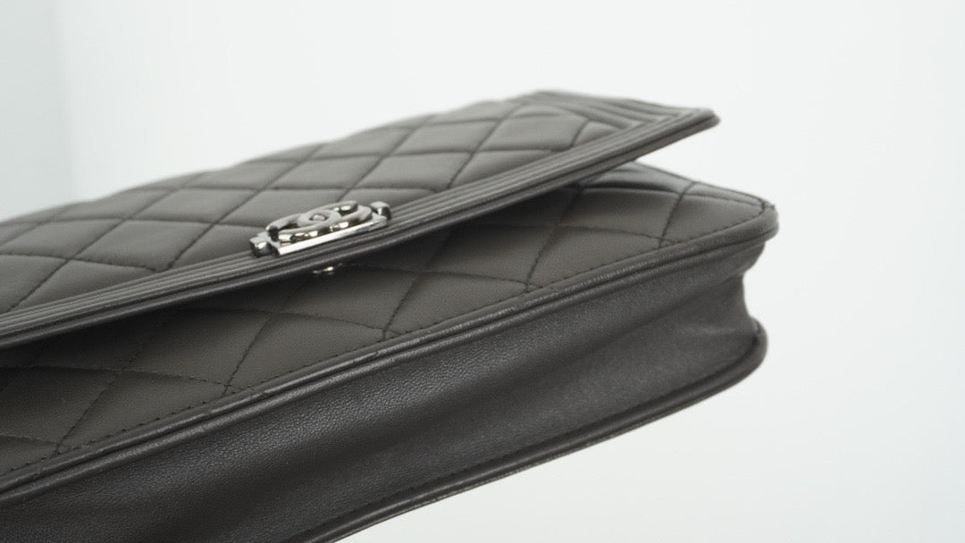 Chanel Boy Chanel chain wallet Gray