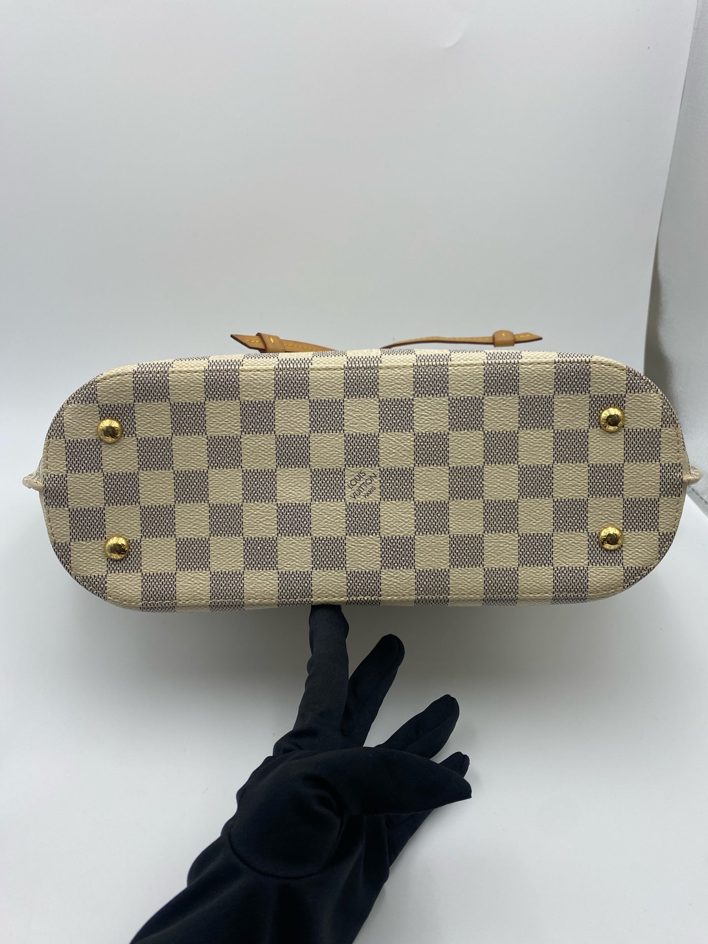 Louis Vuitton Pink Bucket & Drawstring Bag N41579