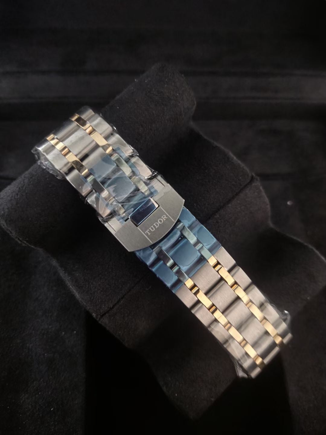 Tudor Tudor Royal Collection Silver Automatic (self-winding) watch 41 millimeters m28603-0003