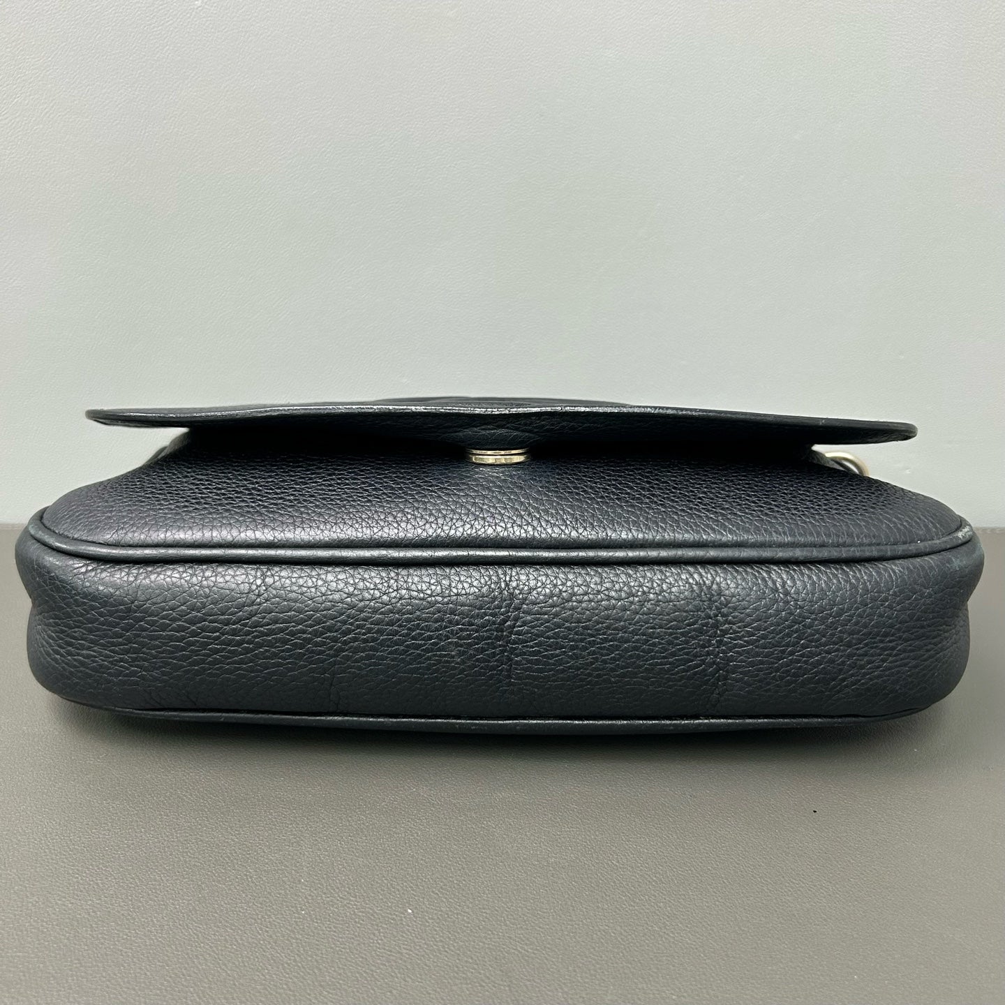 Gucci Metal Black