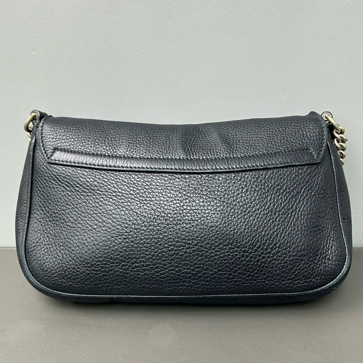 Gucci Metal Black