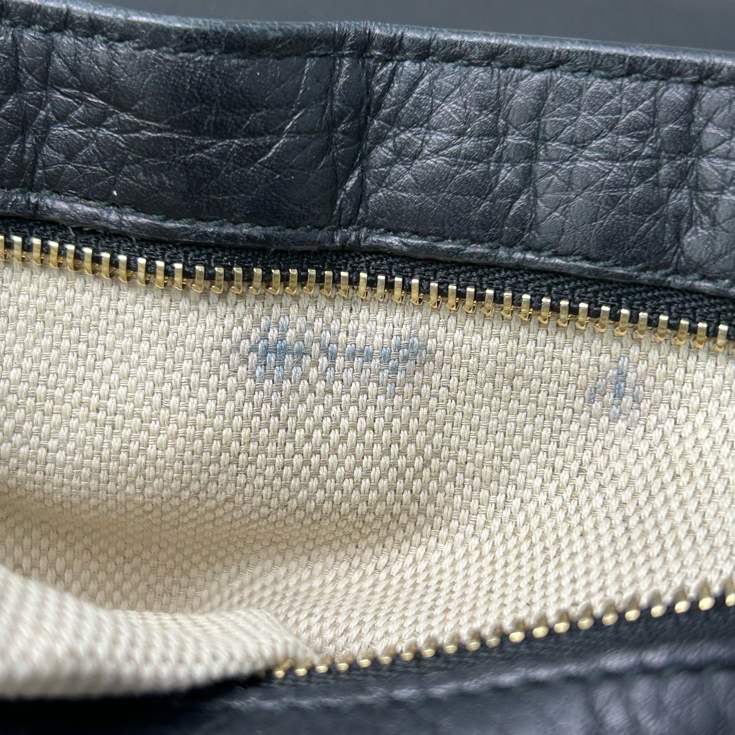 Gucci Metal Black