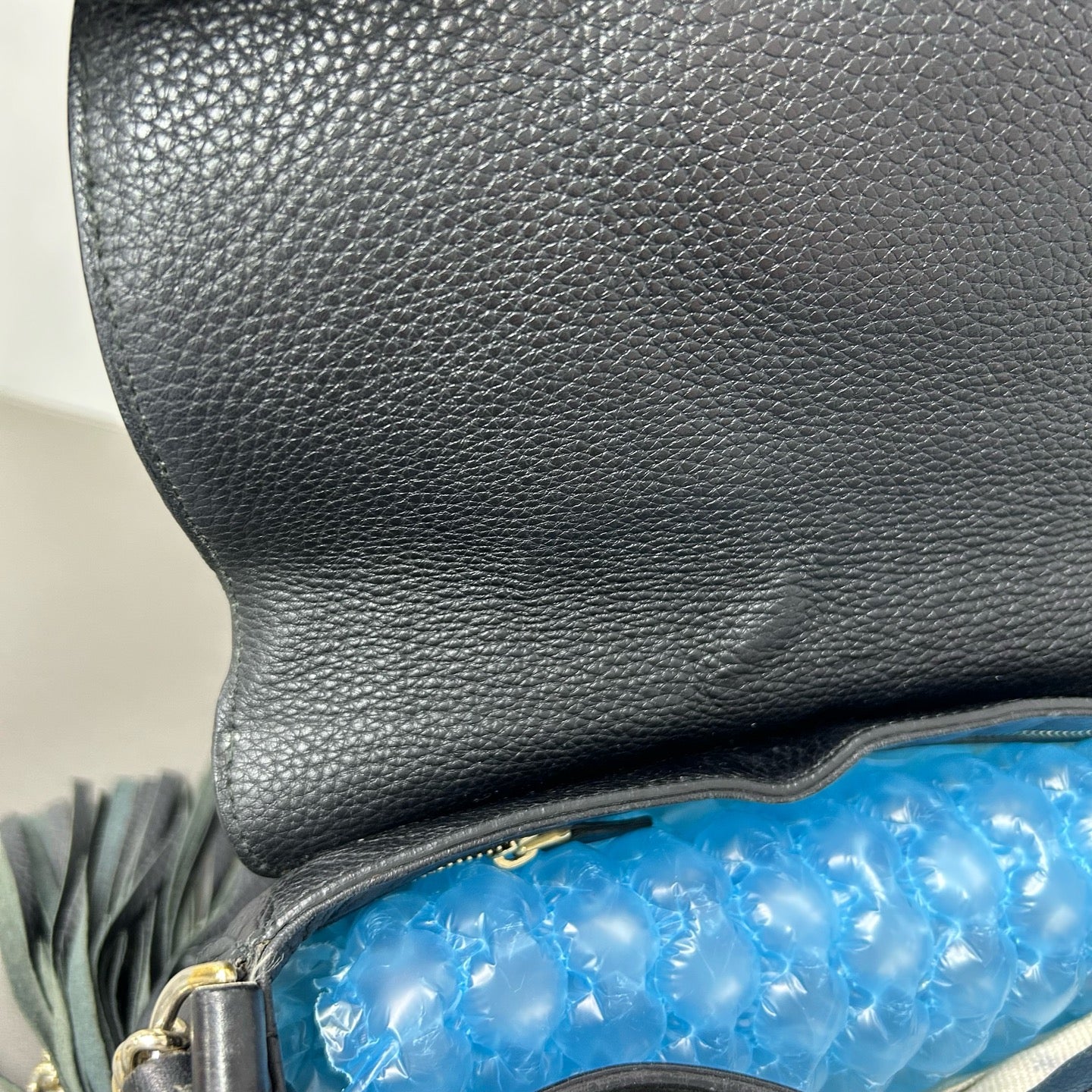 Gucci Metal Black