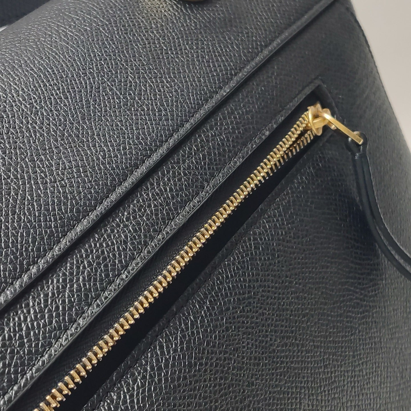 Celine BELT mini pebble-grain leather handbag Other Shoulder Bag 189103ZVA.38NO