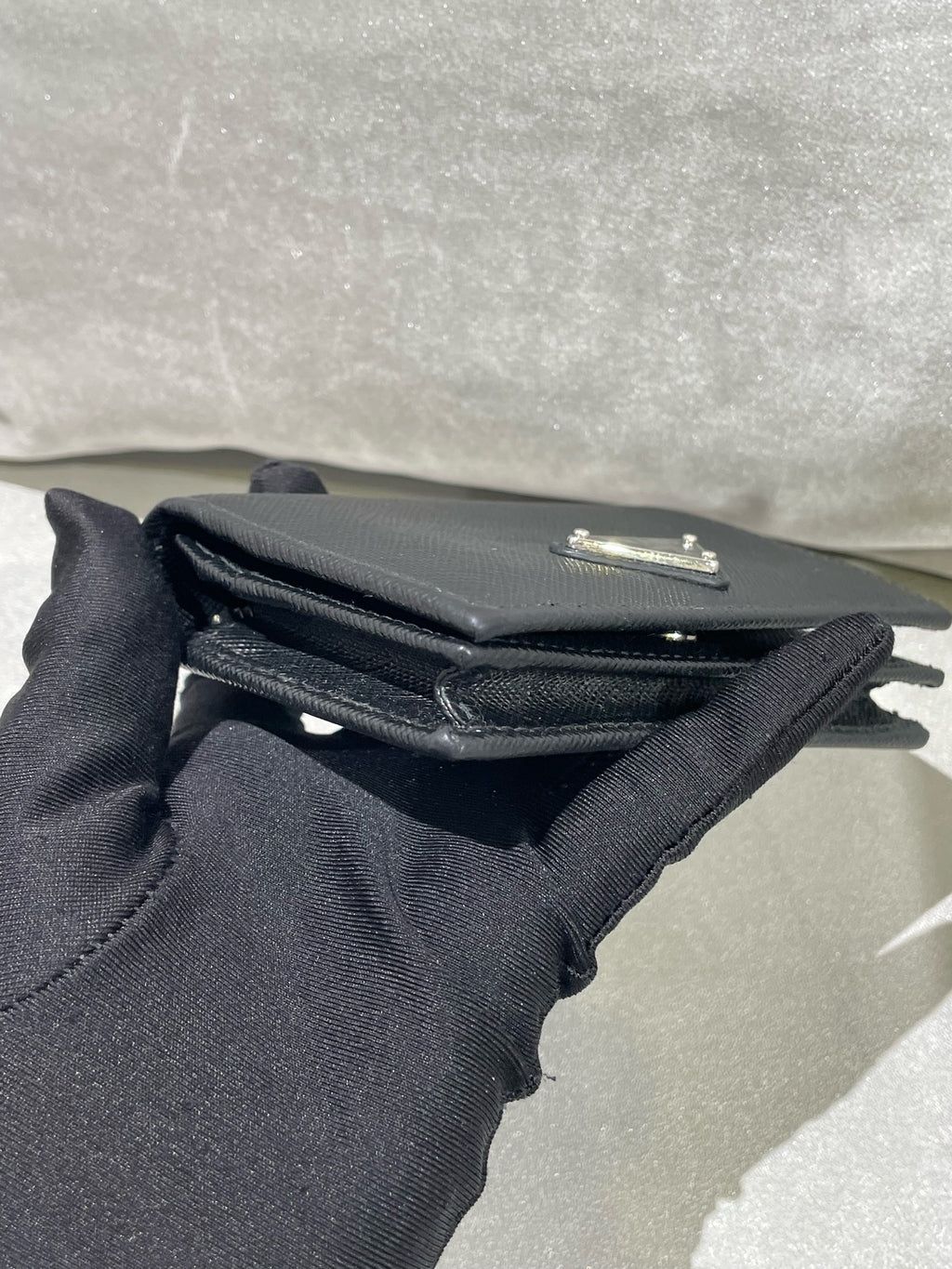Prada 1MV021-QHH-F0632