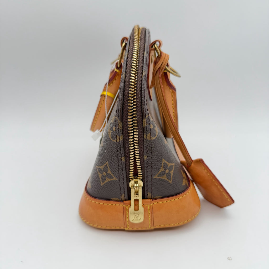 Louis Vuitton Shoulder Bag